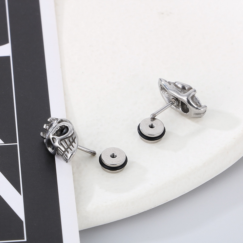 1 Pair Hip-Hop Punk Skull Titanium Steel 18K Gold Plated Ear Studs display picture 6