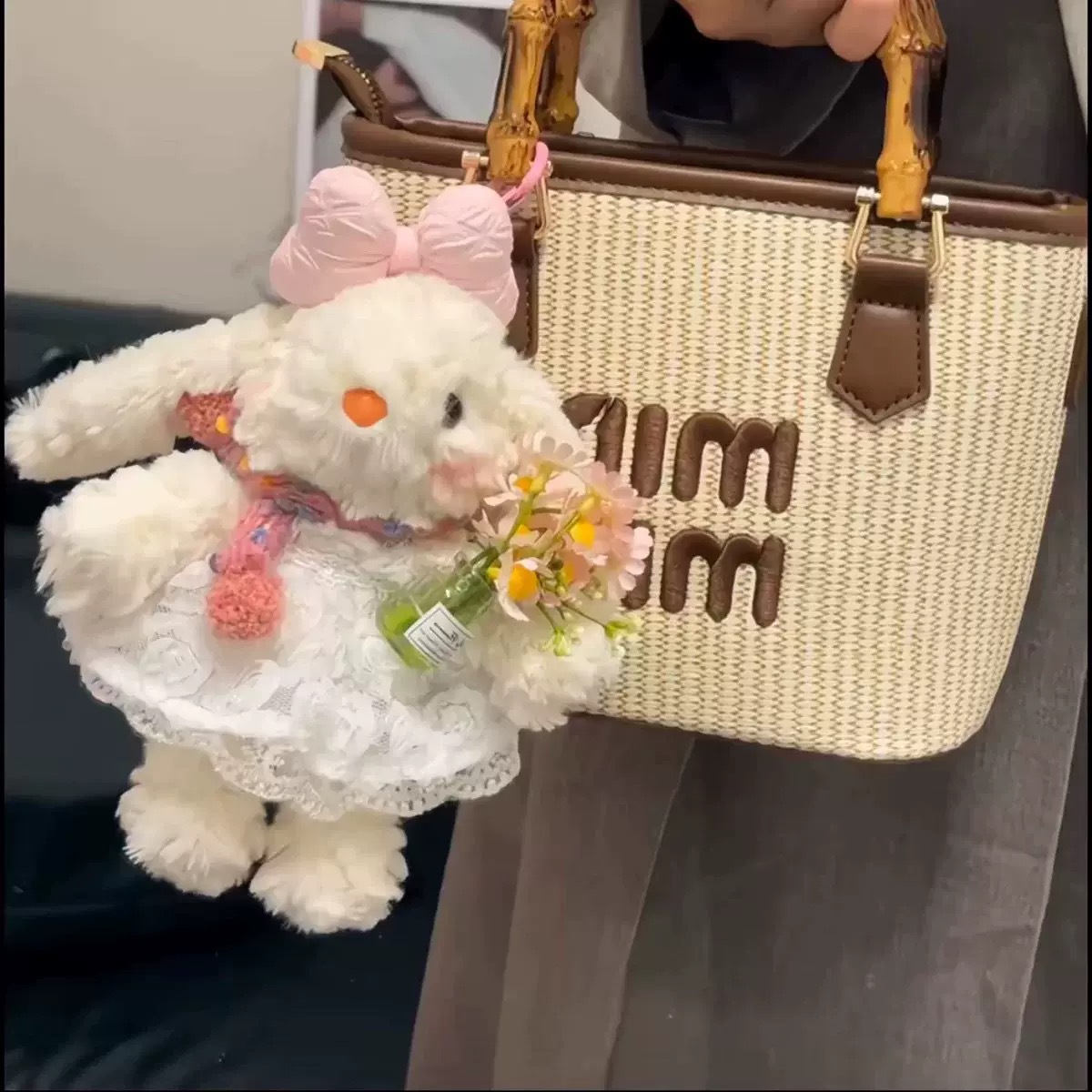 White skirt holding vase-hand rope