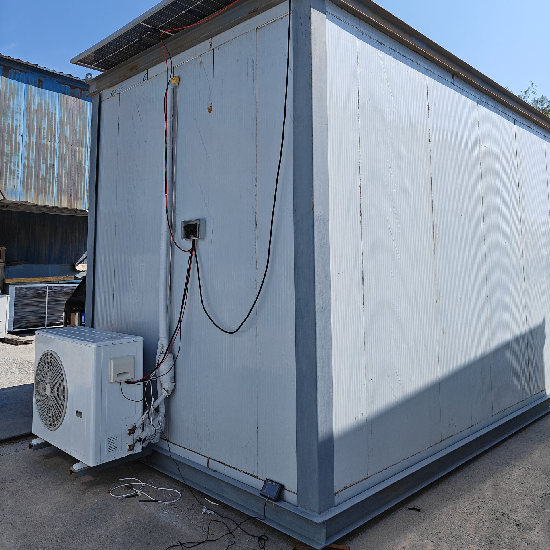 Aire acondicionado de almacenamiento en frío solar fotovoltaico JX-240DFJACDCB3S