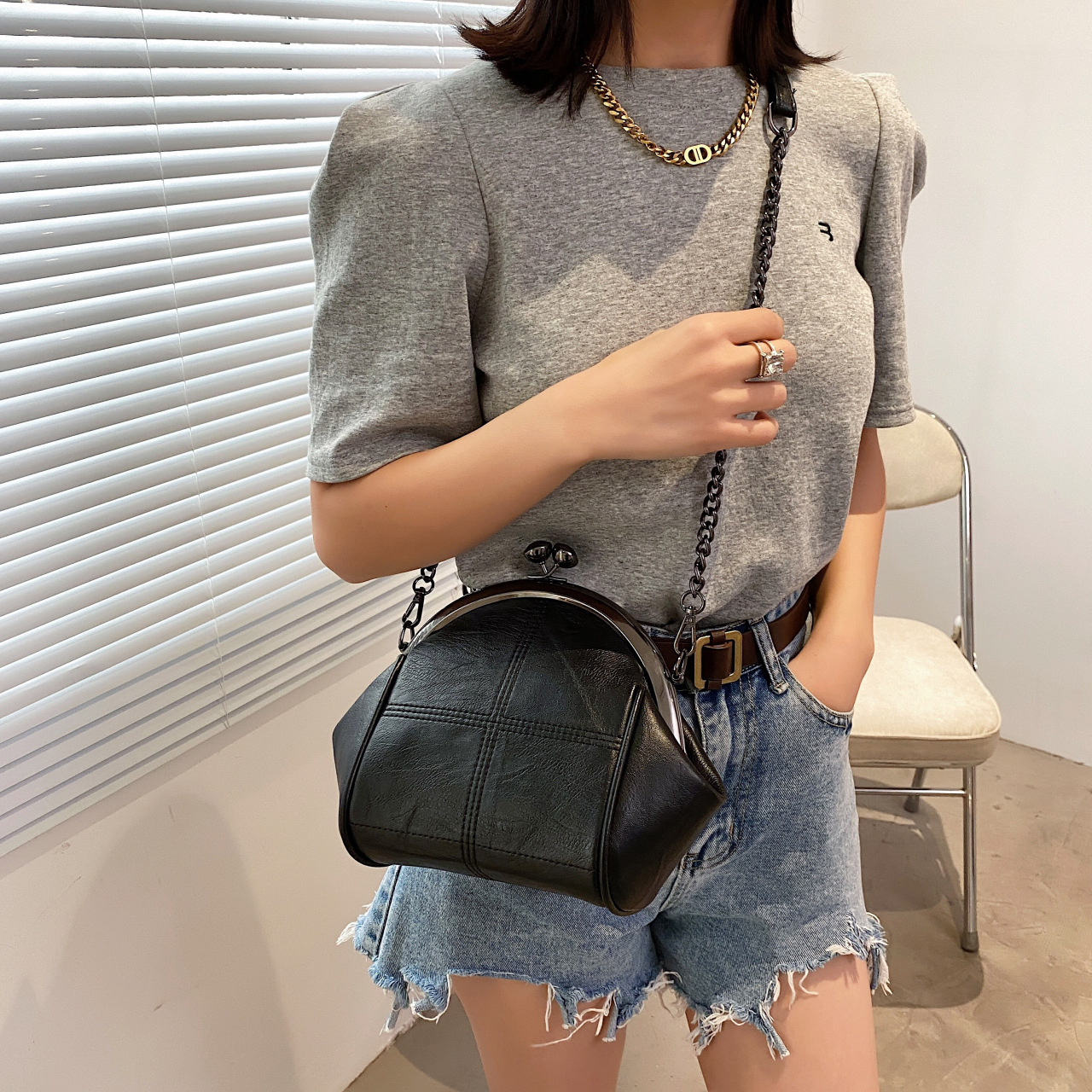 New Solid Color Simple Shell Bag Large Capacity Handheld Zero Wallet Fashion Chain Diagonal Cross Shoulder Phone Bag_voghion.com
