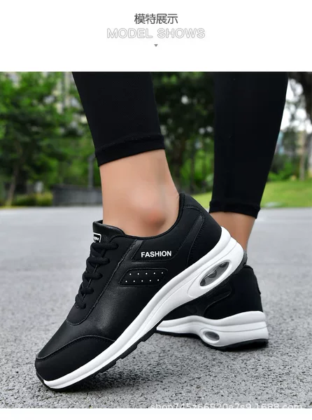 2025 Autumn and Winter Leather Sports Shoes Women's Flat Heel Soft Sole Easiest for Match Casual Shoes Black Kitchen Work Shoes Light Running Shoes
