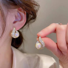 2022新款S925银针耳钉珍珠镶钻时尚耳环女满钻设计感火焰耳饰批发