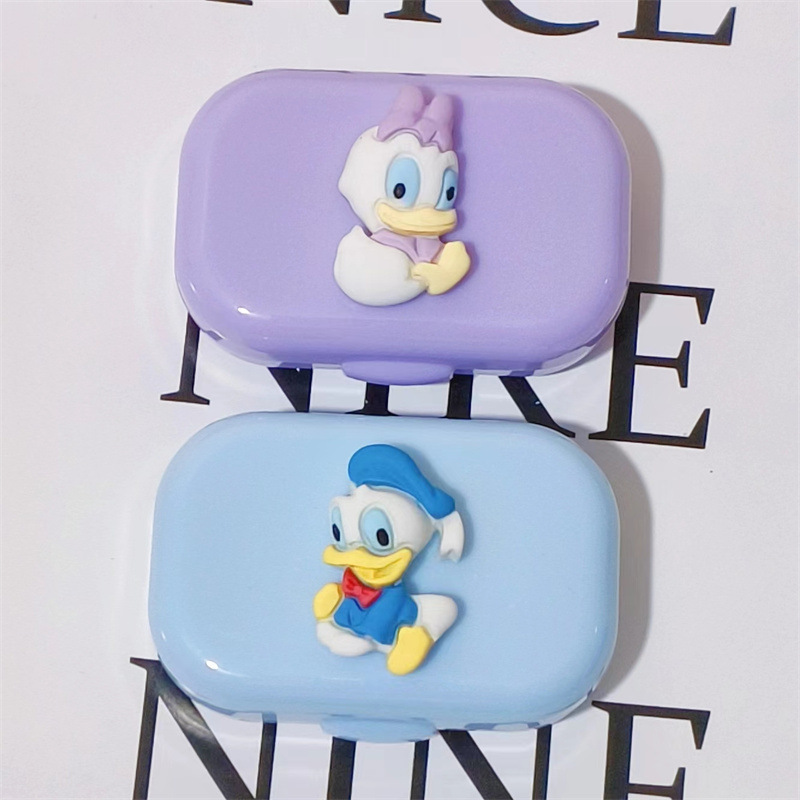 Donald Duck Daisy cartoon contact lens case beauty contact lens storage box care partner with mirror girls ins wholesale