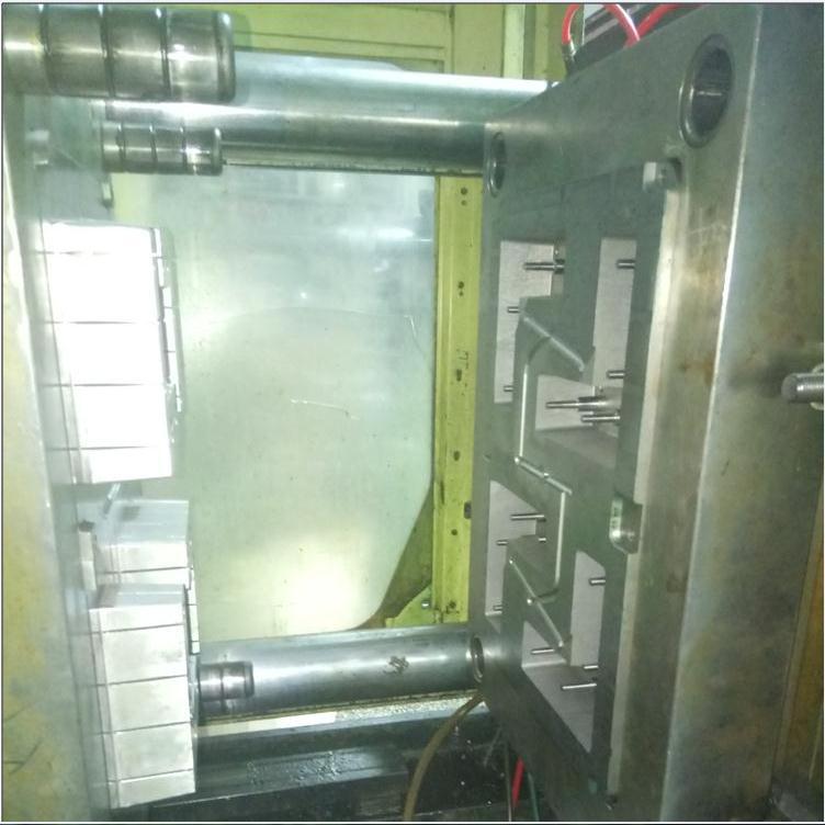 东莞塑胶模具厂塑胶模具开发设计塑料外壳注塑加工成型