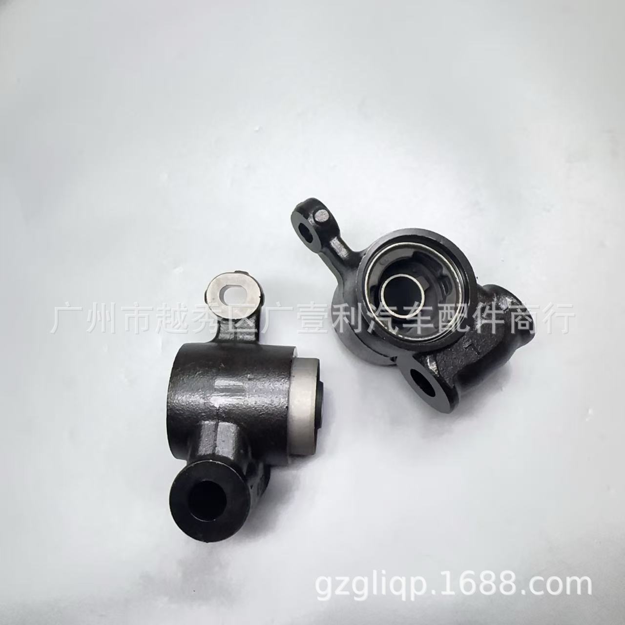 Suitable for Mazda CX-5 lower suspension rubber KD35-34-350C KD35-34-350D KD5334350E left