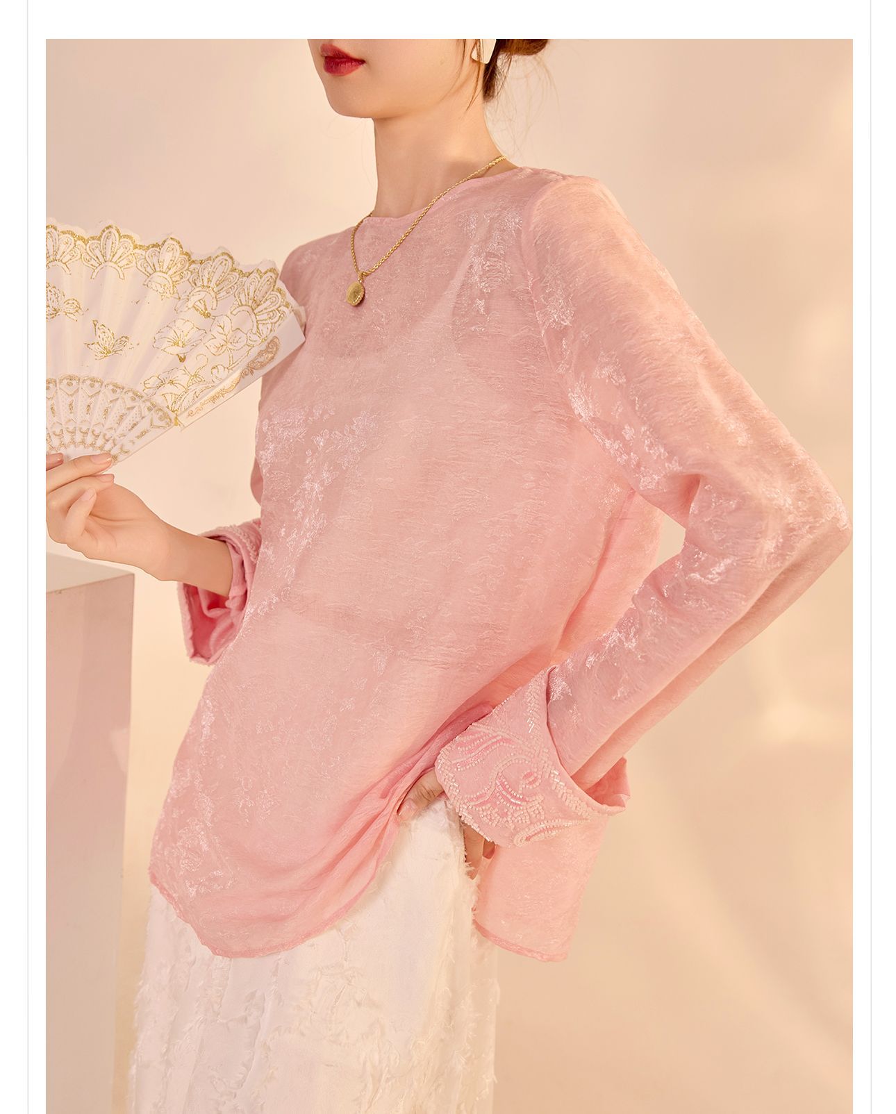 Áo sơ mi nữ dài tay phong cách Trung Hoa mới, đính cườm thêu tay, chất liệu rayon mỏng nhẹ N2071 — Màu hồng, Màu trắng be, Màu vàng nhạt chi tiết 20