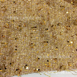 金色 小香风编织面料 绣花工艺 男女装大衣舞台服装抢眼设计