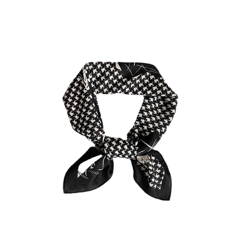 Bufandas de seda cuadrada alta sensación 2025 nuevo engrosado calentamiento bufandas de cuadros de pájaros paquete bufandas de cuello bufandas al por mayor