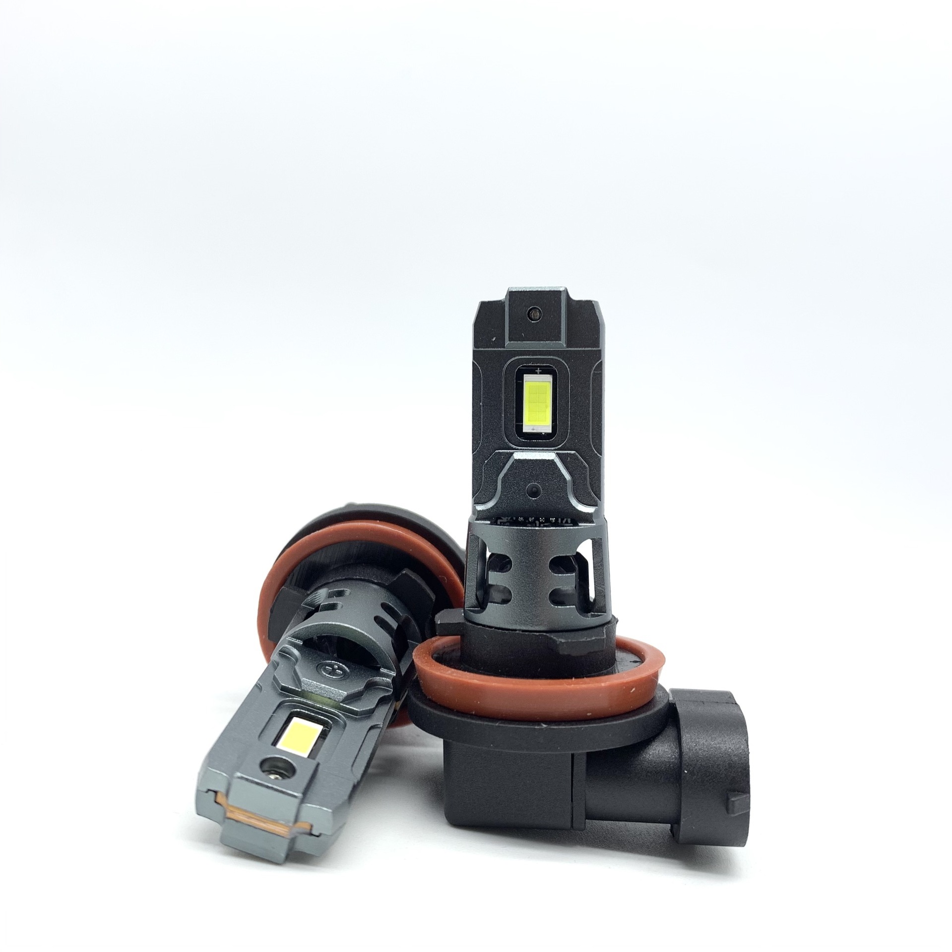 M7 enchufe directo con ventilador H7 H1 H3 H11 9005 H4 9012 faro LED de automóvil de alto brillo