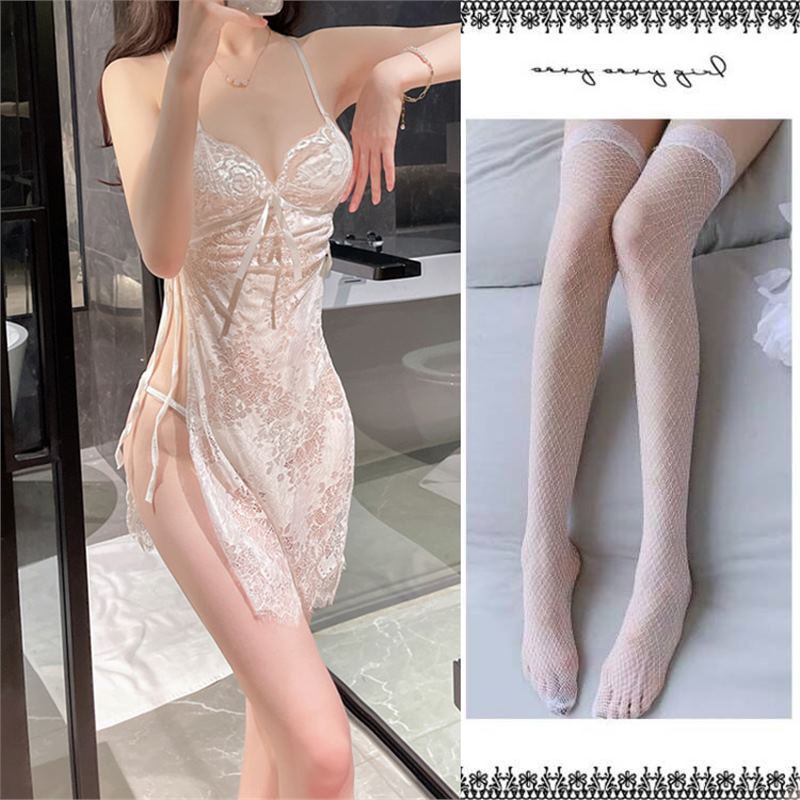 흰색 잠옷 + 끈 팬티 + 흰색 망사 스타킹