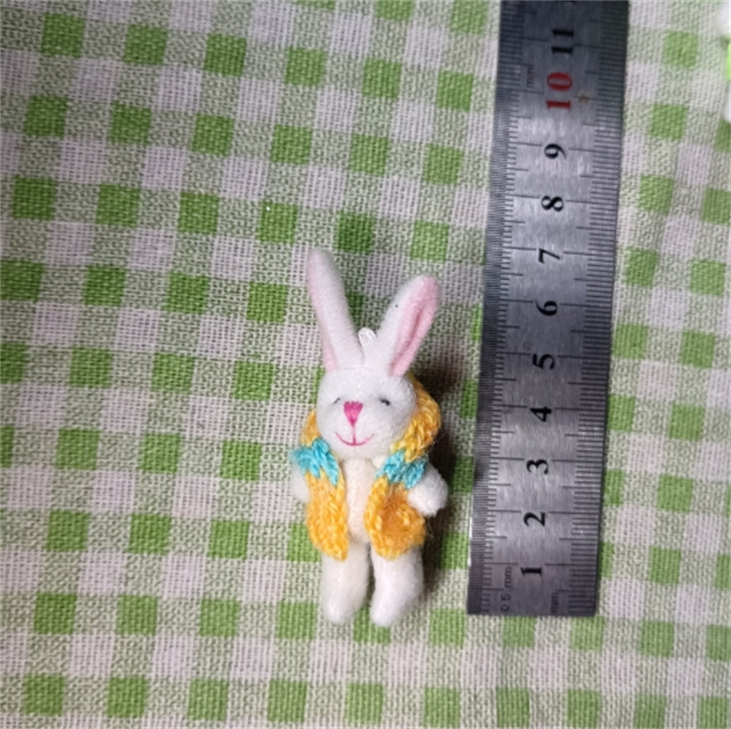 (옷은 직접 입으셔야 합니다) 4.5cm 노란색 스웨터 순백색 토끼