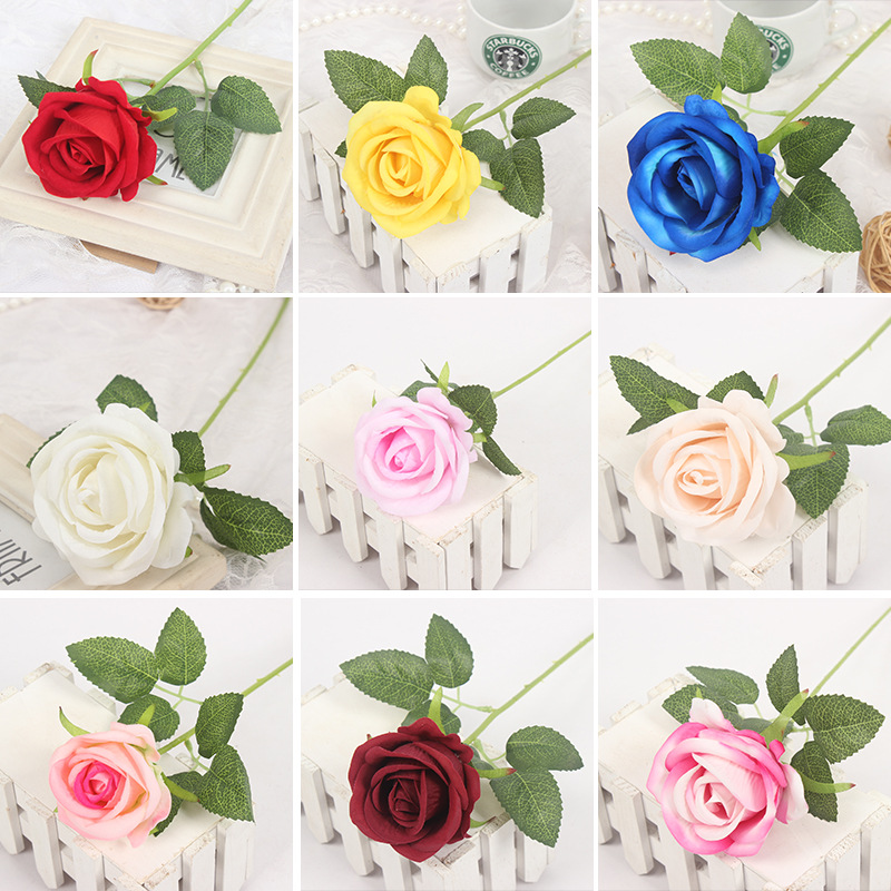 Franela de flores artificiales Cascada de rosas Decoración de flores falsas Pared de fondo Red de celebridades perforada Decoración de rosas Centro comercial Pared de cártamo