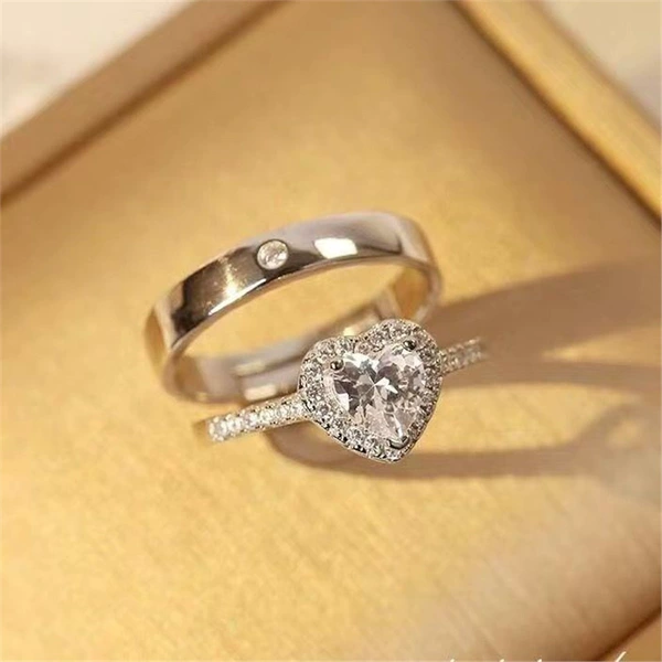 Two-carat stunning women’s ring + 10-cent men’s ring gift box