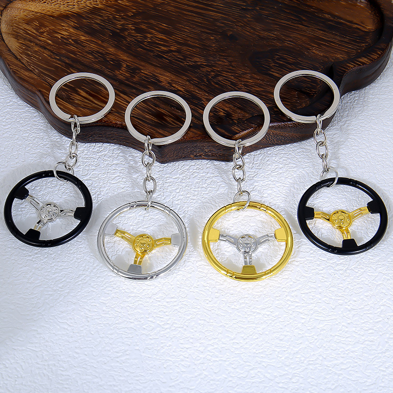 Cross-border car modification racing competition three steering wheel model key chain zinc alloy key chain pendant gift