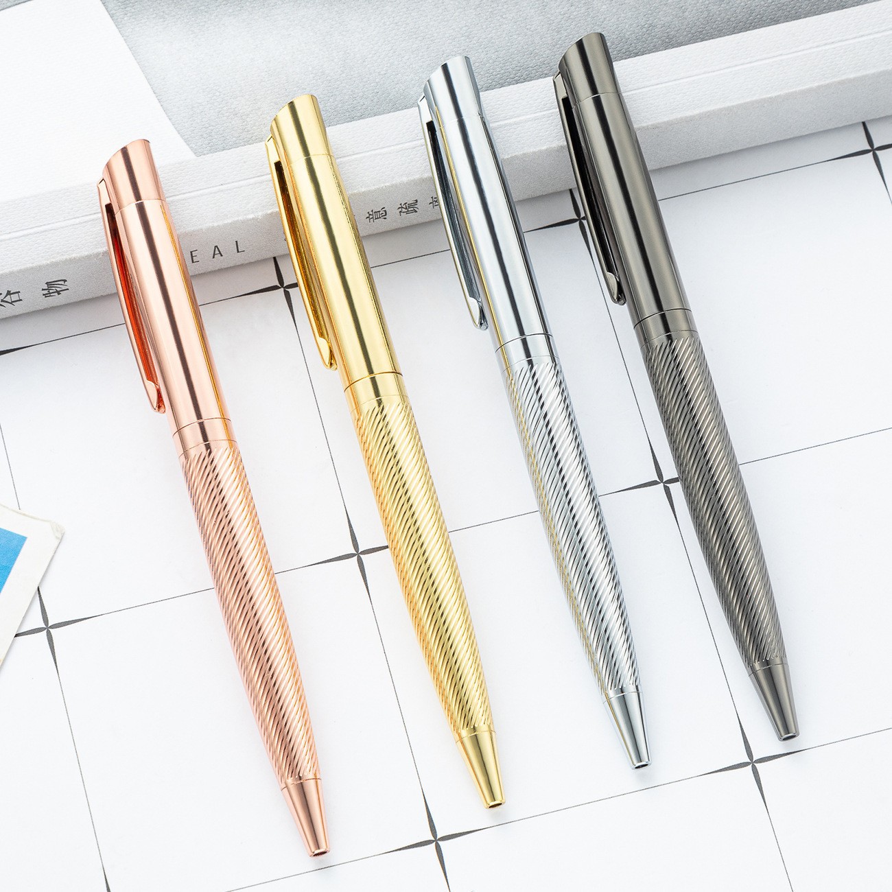 Manufacturer Wholesale Multi-Color Rotating Ballpoint Pens with Logo Printing, Electroplated Engraved Metal Ballpoint Pens, Promotional Gift Pens