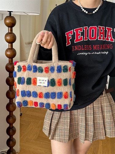 311111 Fuzzy Water Bucket Bags Women's Bags  New Model Crossbody Bags Hand-Held Single Shoulder Bags Street Collection Bags