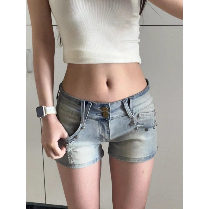 American Style Hot Girl Rapped Low Waist Denim Shorts Women's Summer New High Street Fashionable Rivet Hip Wrapped Pants Sweet Hot Pants American Style Hot Girl Rapped Low Waist Denim Shorts Women's Summer New High Street Fashionable Rivet Hip Wrapped Pants Sweet Hot Pants