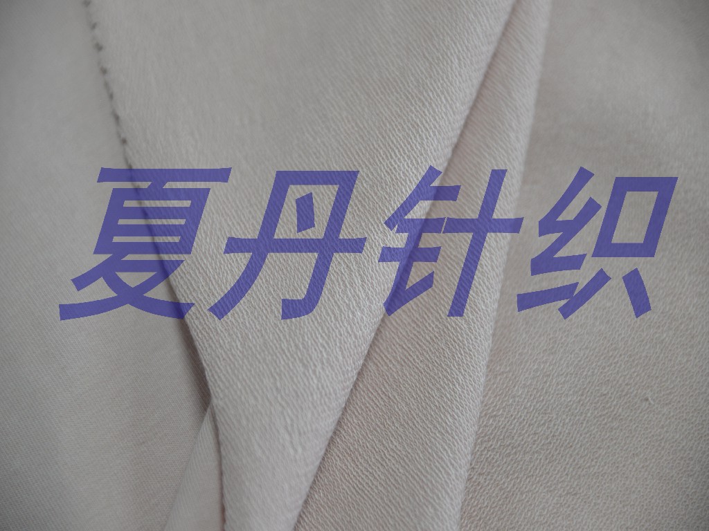 ����Ī����46.2��24.8ľ��15��˿9.9����4.1ĥë�����㣬ëȦ��