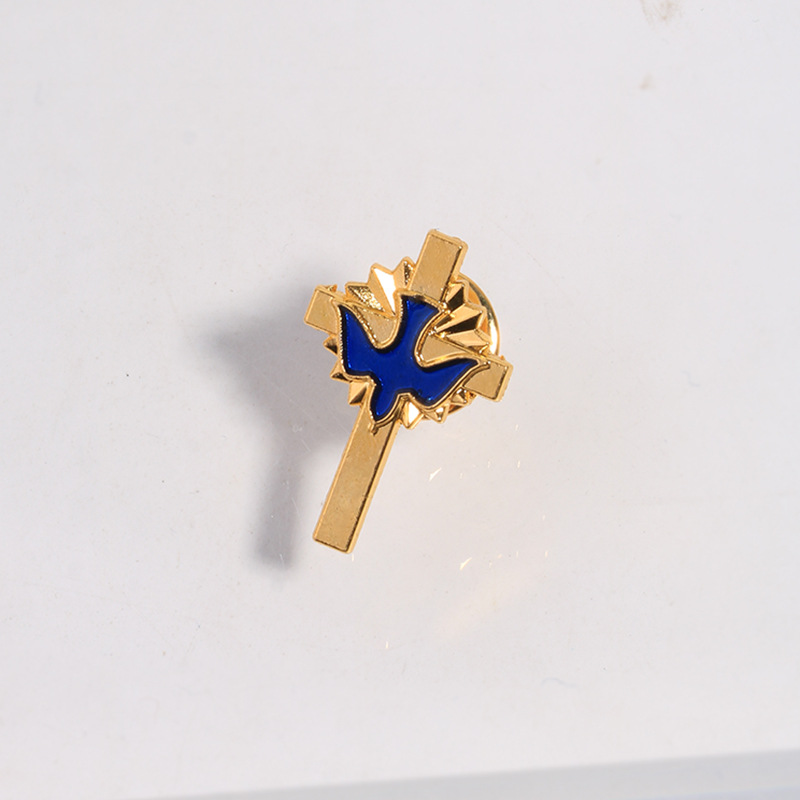Transfronteriza goteo de aceite paloma blanca broche de collar cruz broche accesorios de ropa religiosa regalo insignia de grupo pin