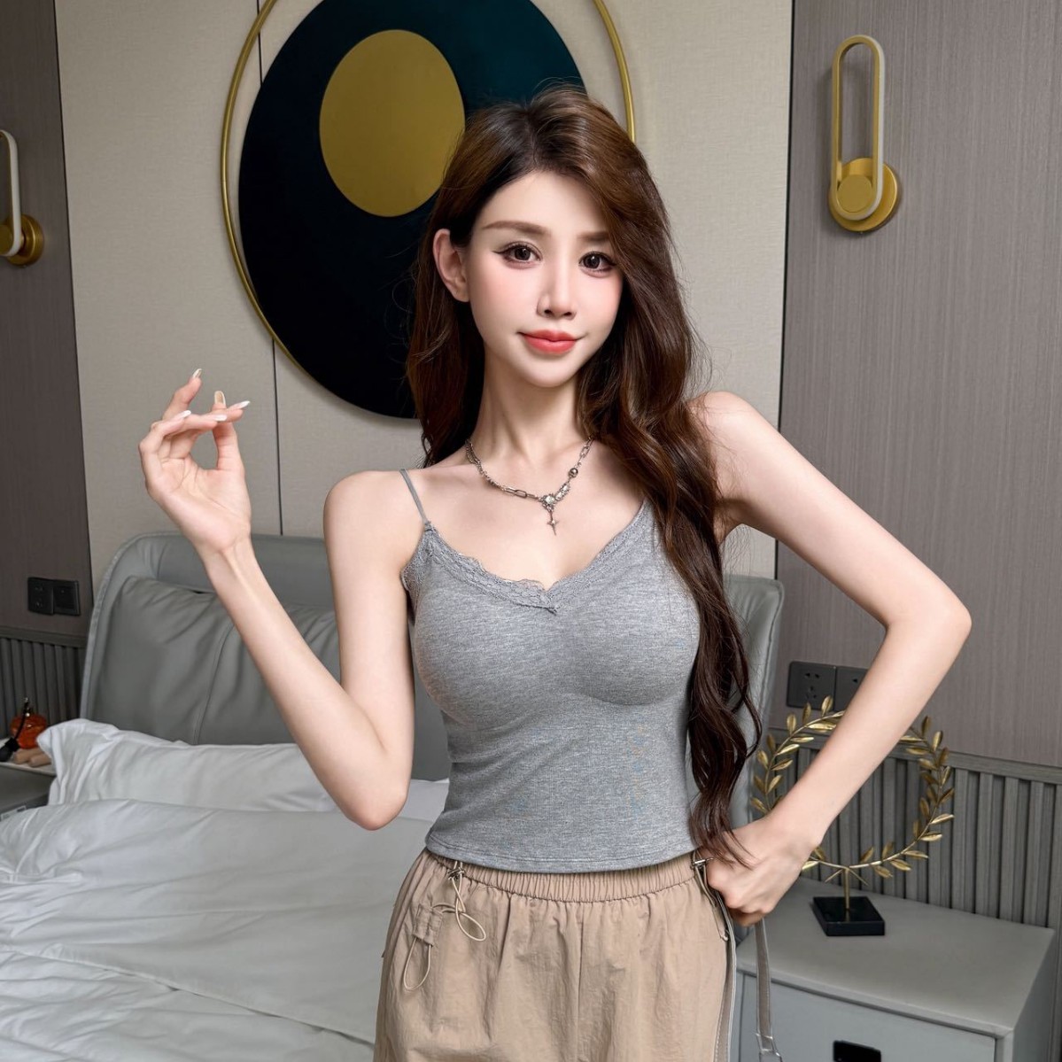 순수한 욕망 섹시한 레이스 스플라이싱 작은 서스펜더 고정 가슴 패드와 슬림핏 조끼