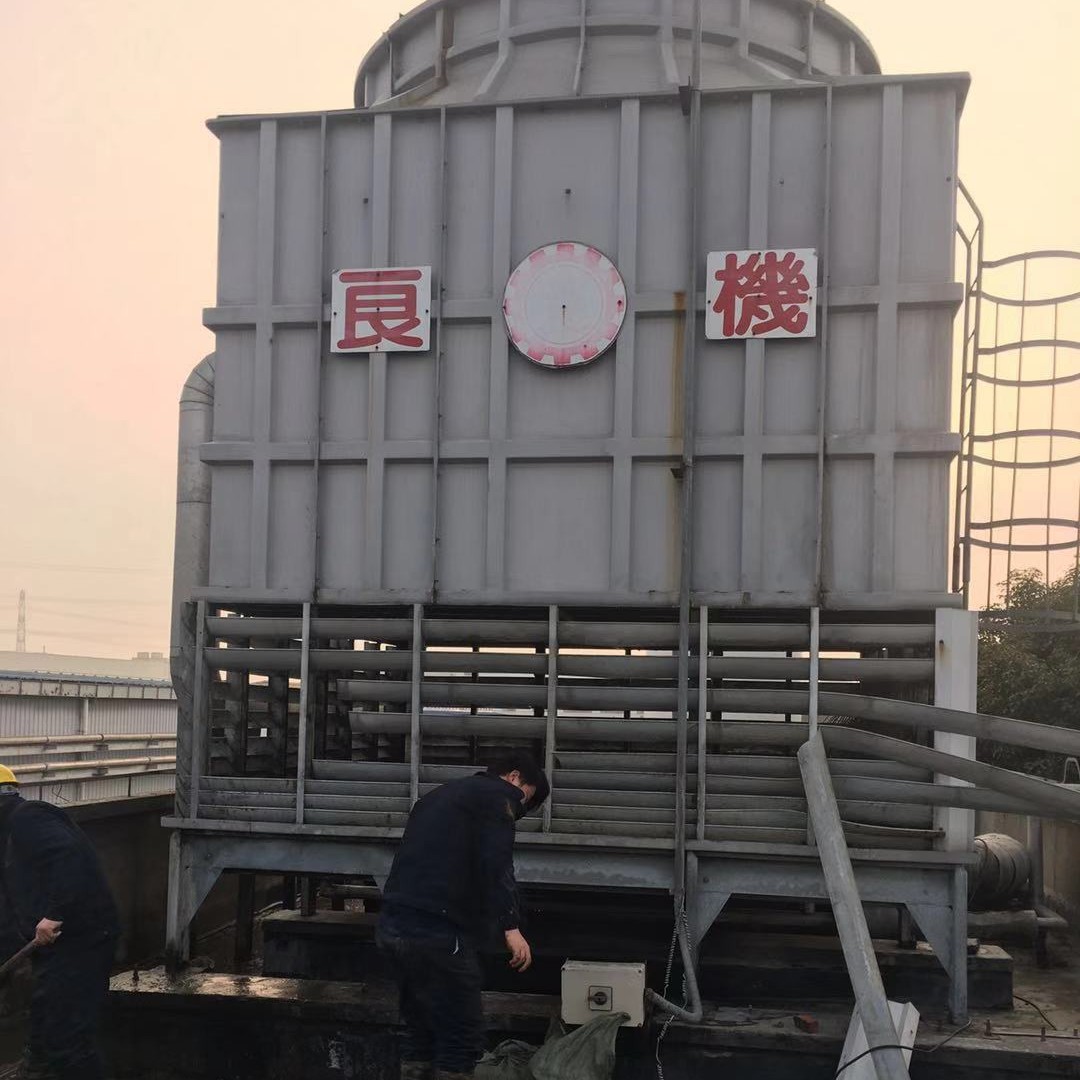 太仓良机横流冷却塔换热片材更换保养集水盆清理