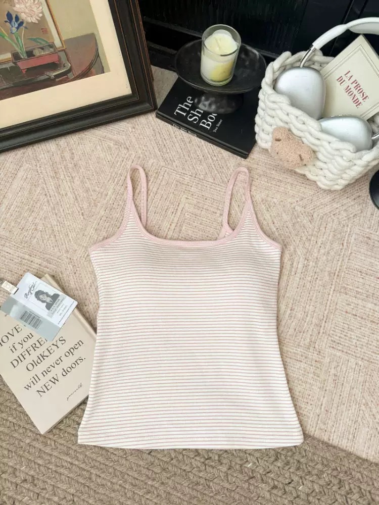 Chica caliente retro chaleco a rayas hongo mujeres primavera y verano nuevo delgado con cojín de pecho top