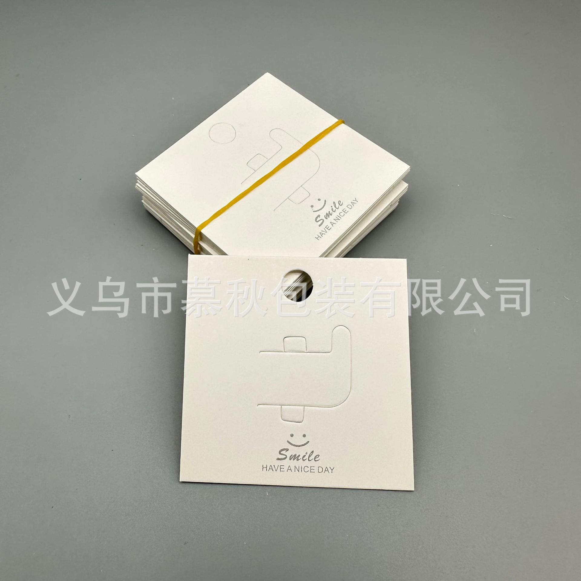 Tarjetas de papel de dibujos animados coloridos tarjetas de cabello nubes tarjetas Crown tarjetas de auriculares para niños tarjetas de pulsera de forma de dedo tarjetas de exhibición tarjetas de anillo