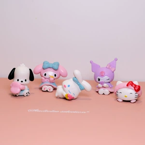 Мини-фигурки Melody и Kuromi для декора и DIY