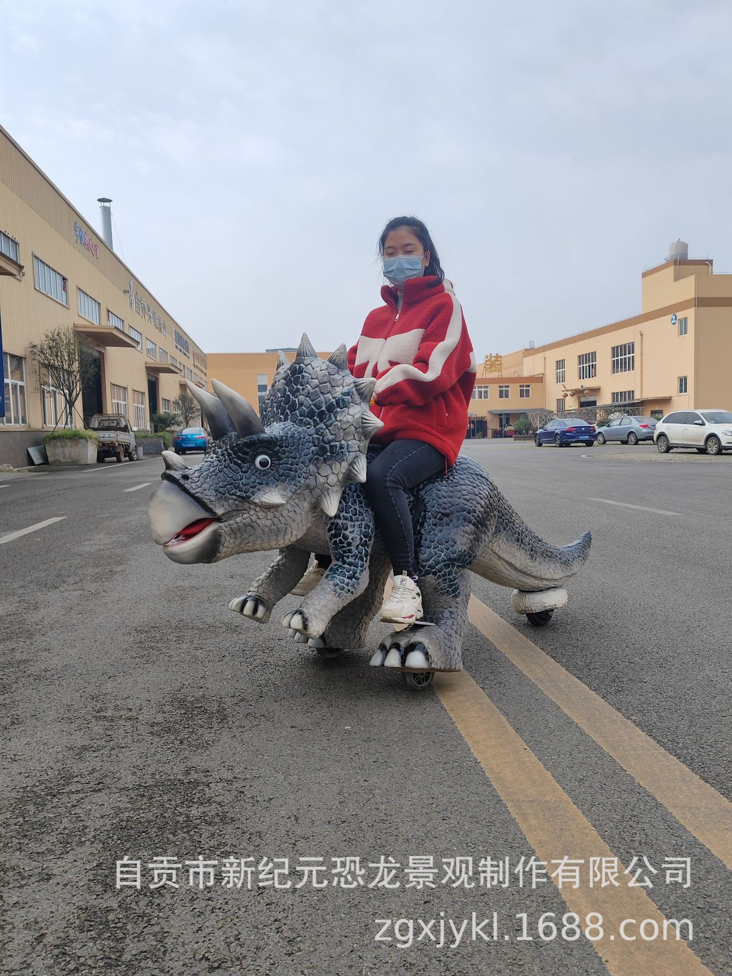 Dinosaurio modelo de dragón torcido padre-hijo coche de dinosaurio cuadrado coche eléctrico de dinosaurio para niños juguetes al aire libre