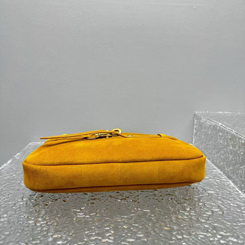 Retro Underarm Bag 25SS New Suede Commuter Bag Vintage Handheld Shoulder Bag Baguette Bag for Women - Thumbnail 5