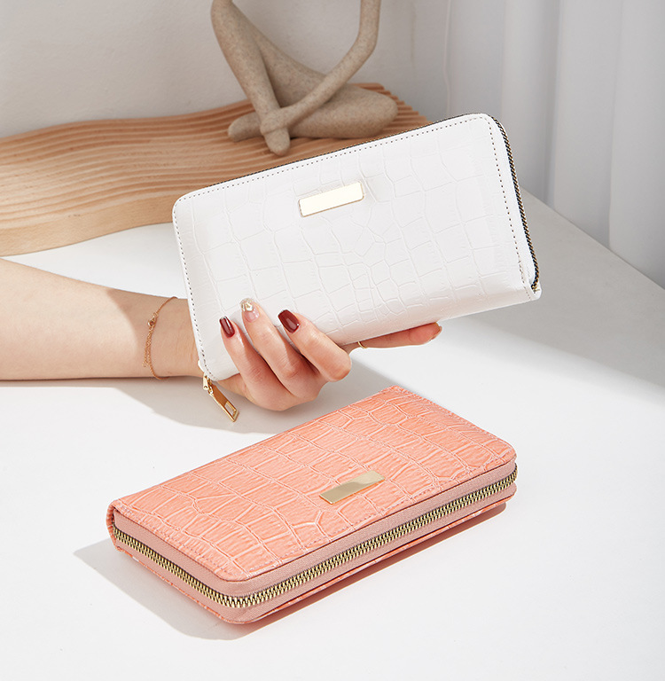 Vintage Style Style Square Shape White Red Pink Pu Leather Solid Color Crocodile Square Evening Bags