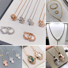 925纯银镀18K金蛇形项链精工镶钻鳞节活动情侣时尚甜酷风蛇形项链