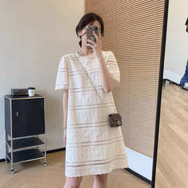 2024小香风连衣裙新款子女气质女减龄遮肉镂空蕾丝裙夏季宽松女装