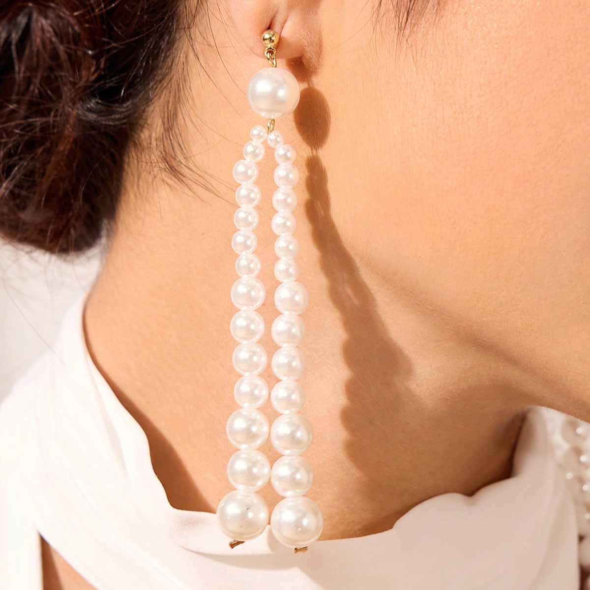 Retro elegant fashionable earrings pearl
