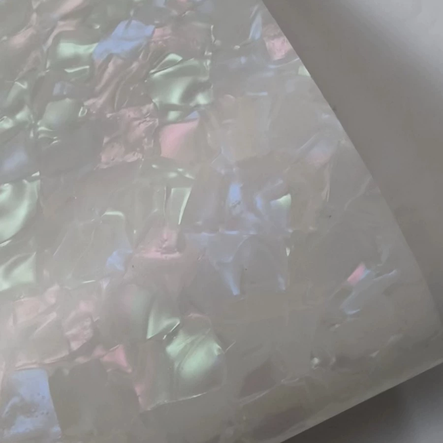 Белое фарфоровое дно