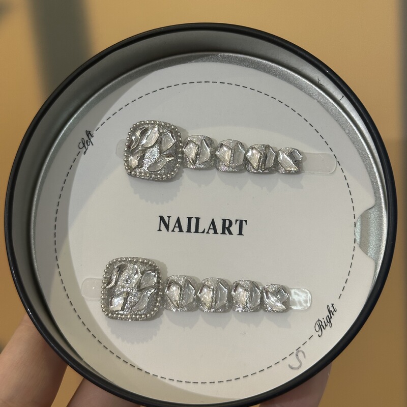 [Real Shot] Light Luxury Japanese ins Style Flash Full Diamond White Hand-worn Toe Nails Wholesale