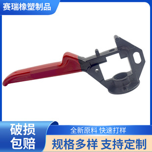 ����PVC���ܼӹ������z�z�ײ��N���z�����ֱ����ܹ������