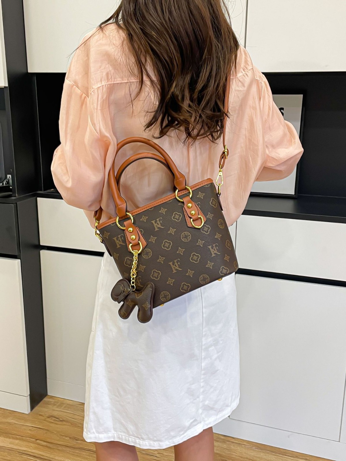 Nuevo cross-border retro bolso de mujer de alta moda moda mujer universal tendencia de viaje de hombro mochila