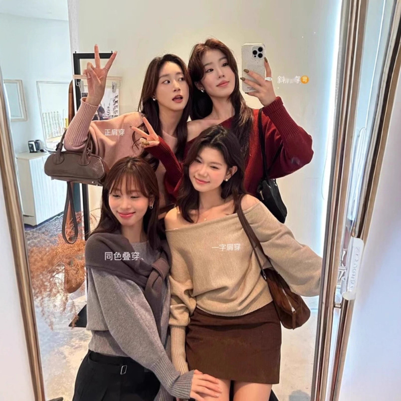 Korean-Style Gentle Off-Shoulder Lantern Sleeve Knit Sweater for Autumn and Winter, Elegant Single-Layer Loose Slanted Shoulder Top