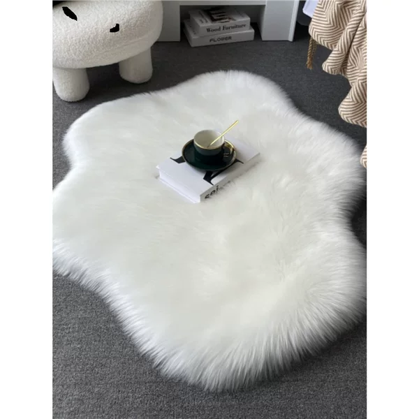 White Plush Cloud Carpet Bedside Blanket Loving Girl Princess Asymmetrical Floor Mat Plush Living Room Coffee Table Blanket