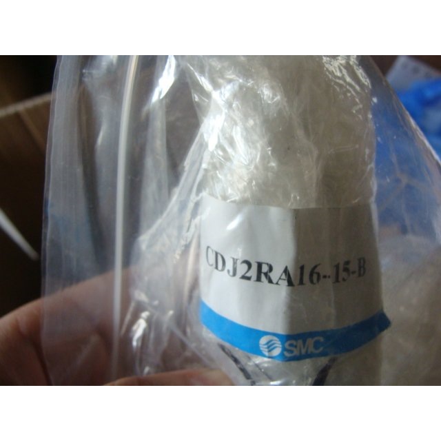 SMC薄型带导杆气压式双作用MGQM50-25气缸内置磁环滑动轴承