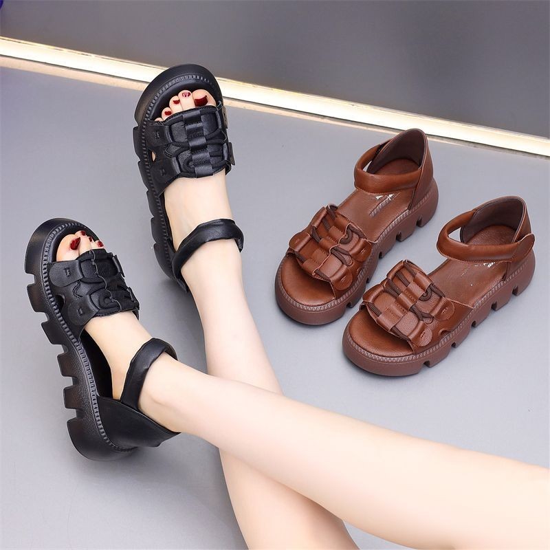 Moda de verano nuevo velcro sandalias de mujer zapatos de playa casuales antideslizantes zapatos de muffin cómodos zapatos romanos