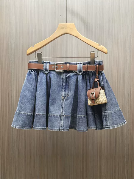 In Stock 2026 Summer New High-Waisted Slimming Denim A-Line Skirt for Women, Vintage Washed Pleated Short Skirt with Belt
