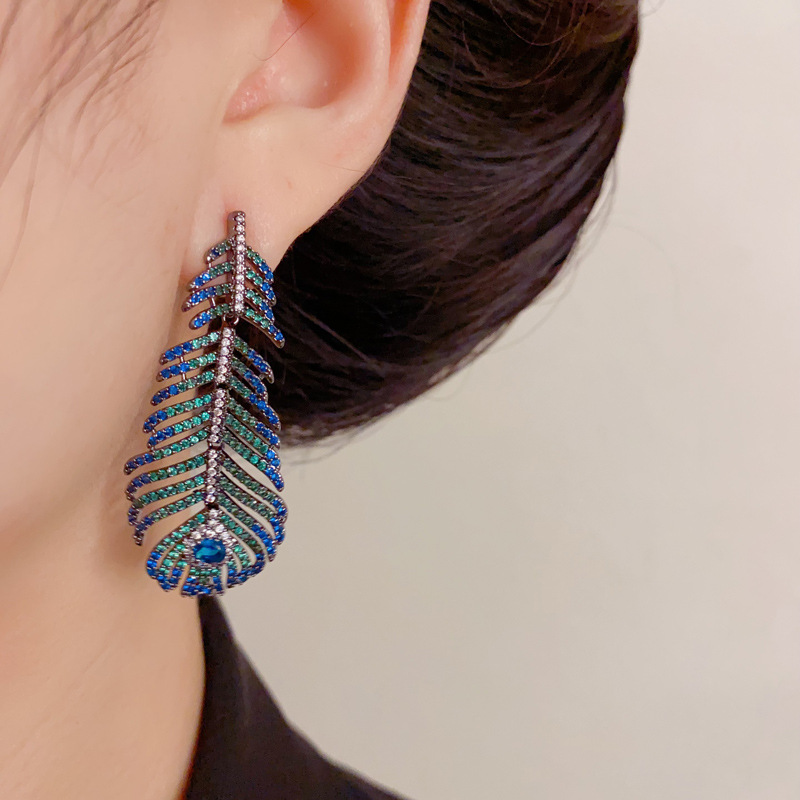 Amazon lujo ligero transfronterizo industria pesada estilo pavo pavo pendientes de pendientes personalidad exagerada moda pendientes retro al por mayor