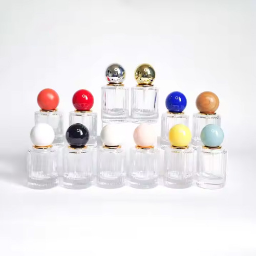 新款现货30ml圆球盖香水瓶高颜值卡口香水喷雾瓶便携式玻璃分装瓶