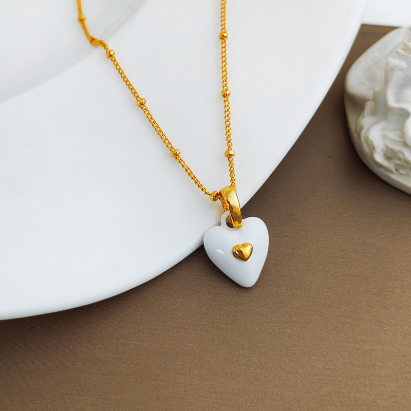 Retro Heart Shape Copper Enamel Pendant Necklace 1 Piece