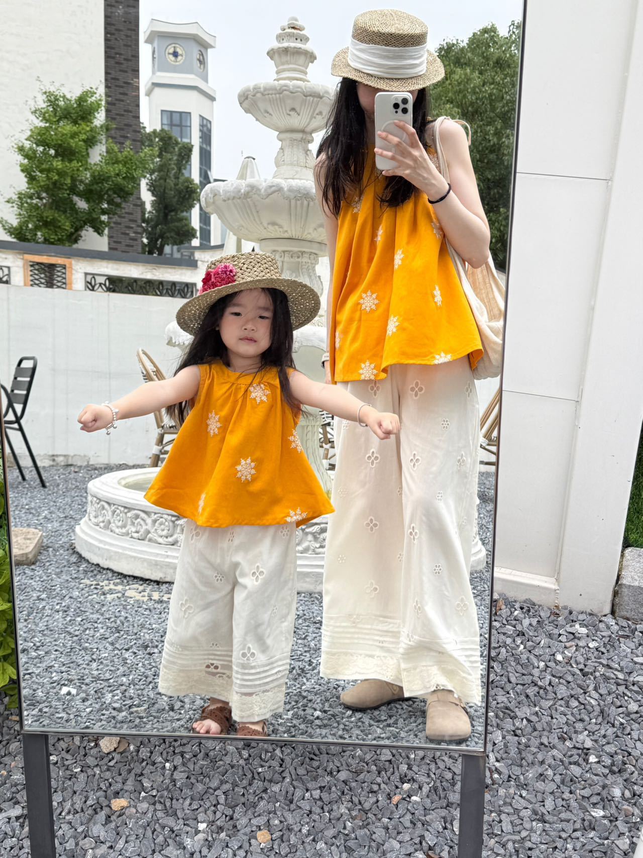 Parent-Child Clothing 2025 Summer New Style Girls Holiday Style Mother-Daughter Clothing Forest Style Embroidered Vest Lace Wide-Leg Pants Suit