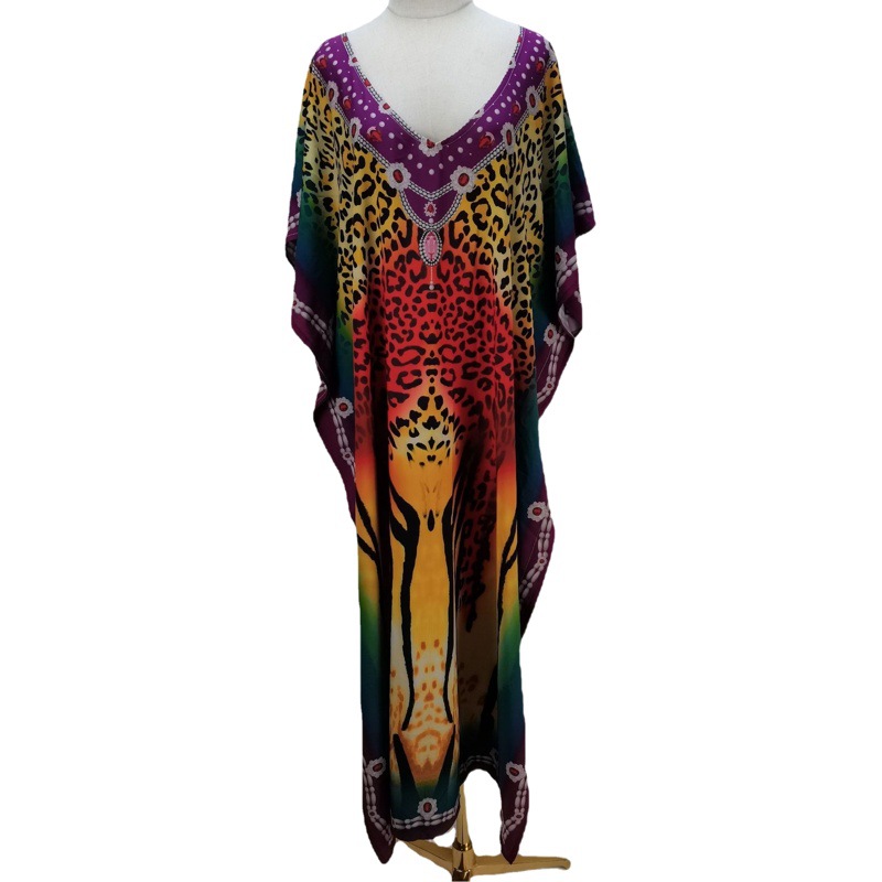 Europa y América poliéster leopardo posicionamiento impresión más tamaño playa vestido vacaciones traje bikini protección solar camisa 5D60