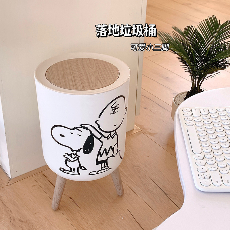 Japanese cute garbage can for home use