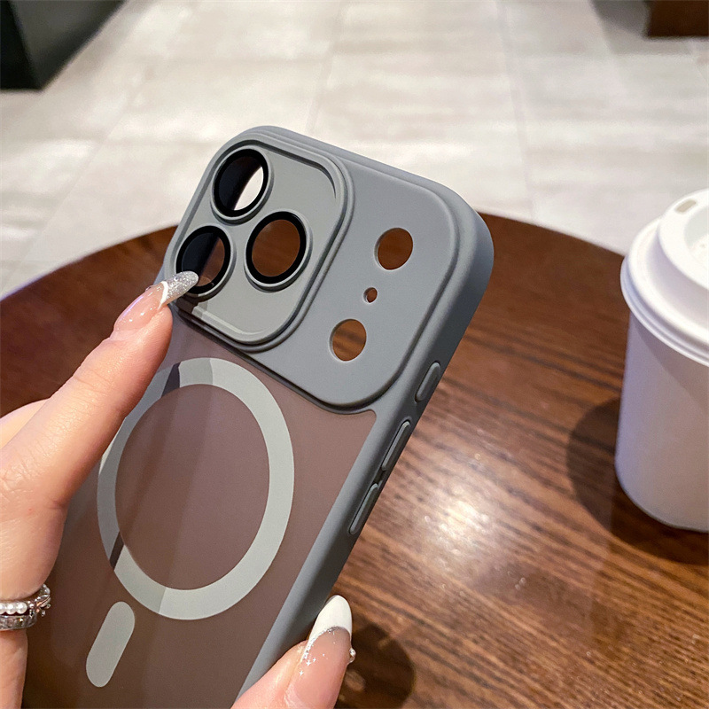 La piel de la escudo esmerila succión magnética para Apple 17PRO caso de teléfono celular iPhone 16 / 15 lente película protector a prueba de caídas